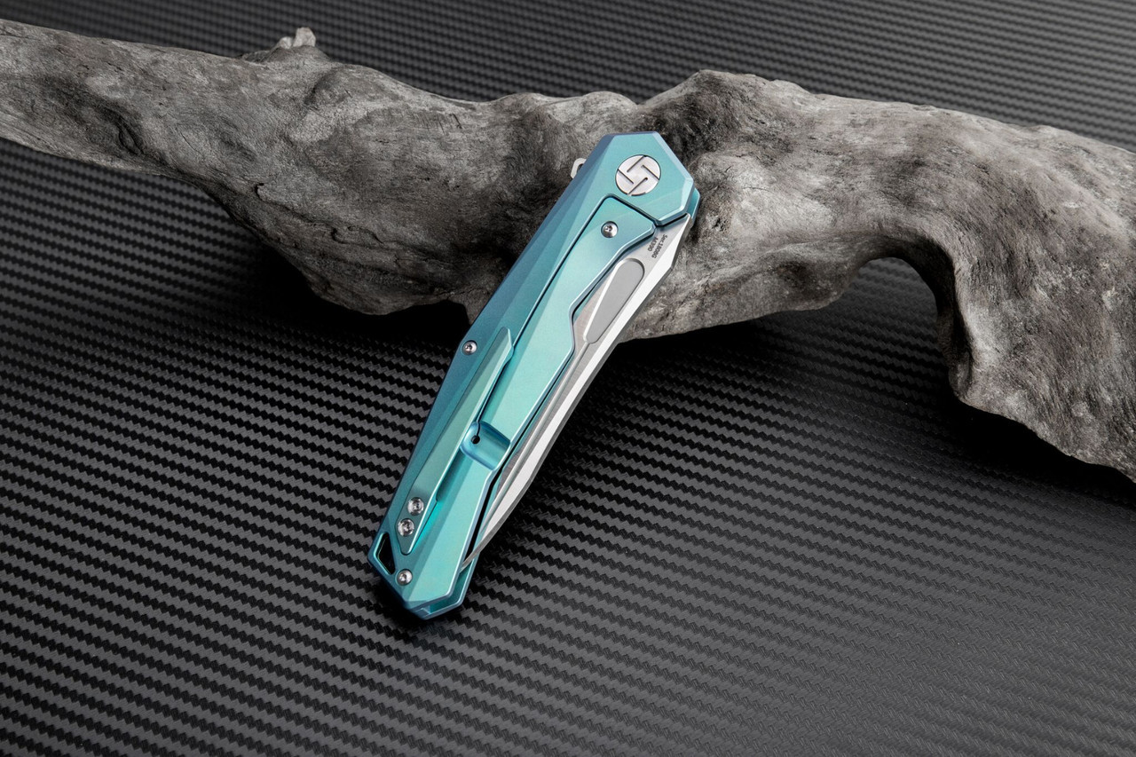 Artisan Zumwalt ATZ1808GGNS, 3.78" S35VN Plain Blade, Green Titanium Handle