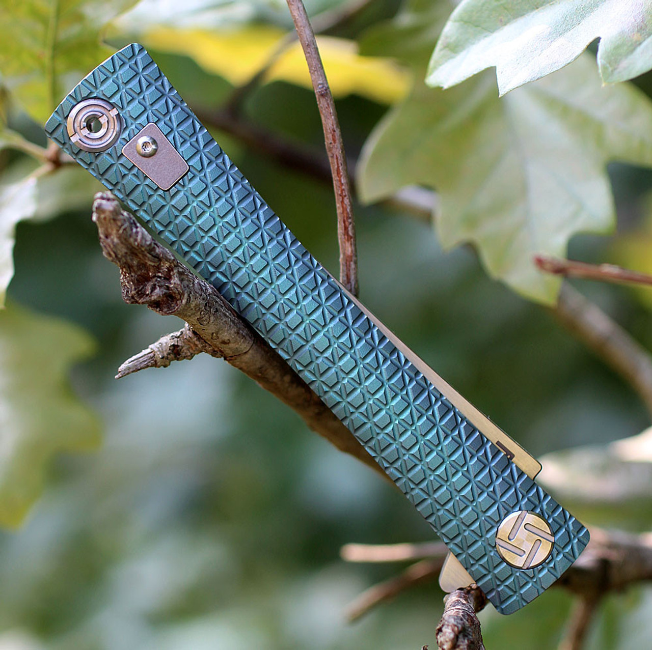 Artisan ATZ1805GGNM S Waistline, 4" M390 Plain Blade, Green Titanium Handle