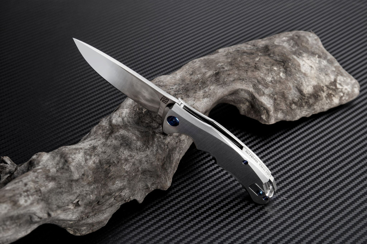 Artisan Small Tradition ATZ1702GSST, 3.27" S35VN Plain Blade, Satin TC4 Titanium Handle