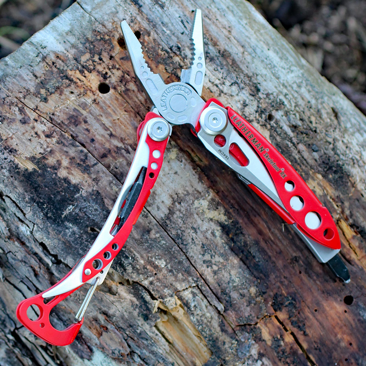 LEATHERMAN, Skeletool RX Multitool with Serrated Knife and Glass Breaker,  Red