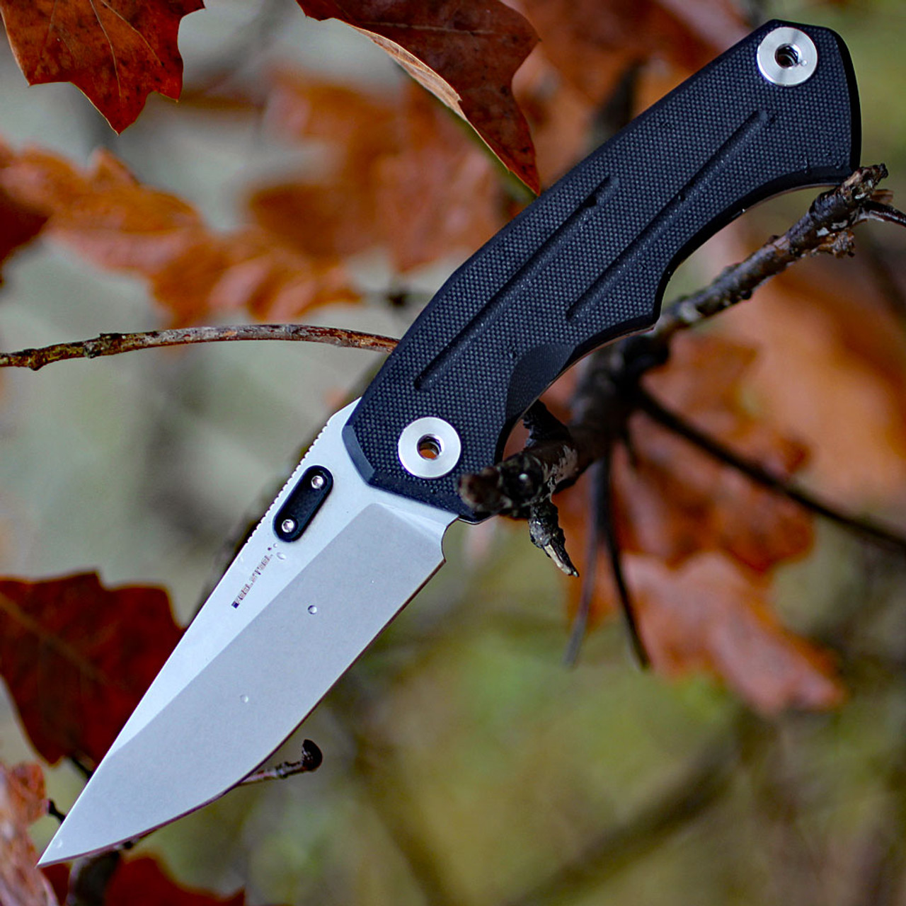 Real Steel Crusader 3701 - High-Quality Folding Pocket Knife