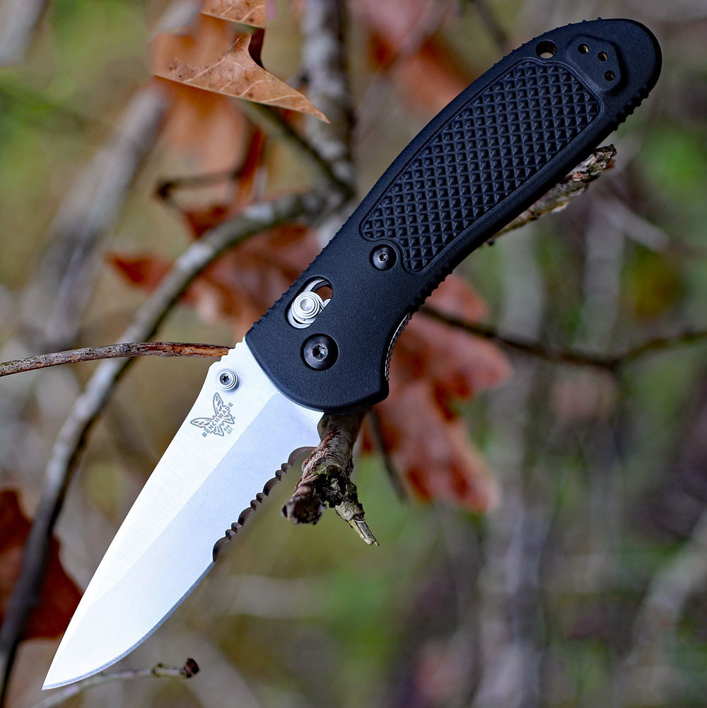 Benchmade Griptilian 3.45" S30V Drop Point Plain Blade