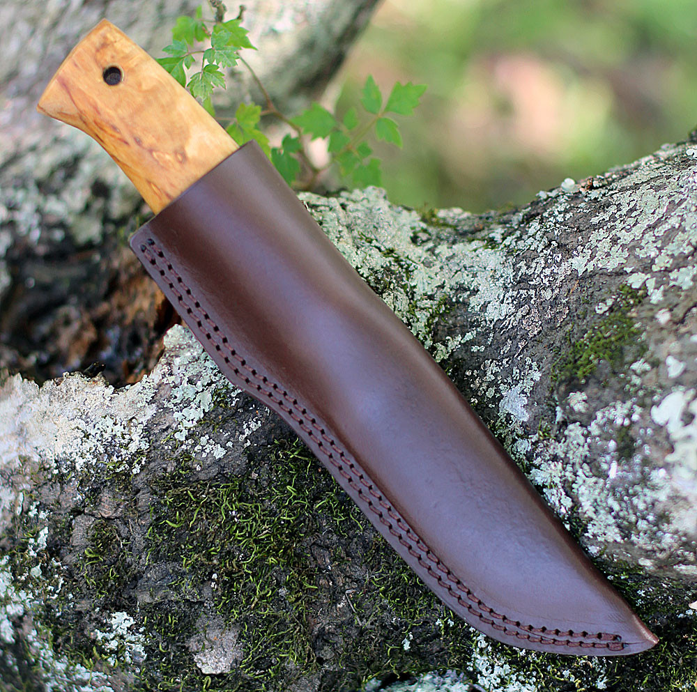 Helle Temagami CA, 4.33 in. Triple Laminated Carbon Steel