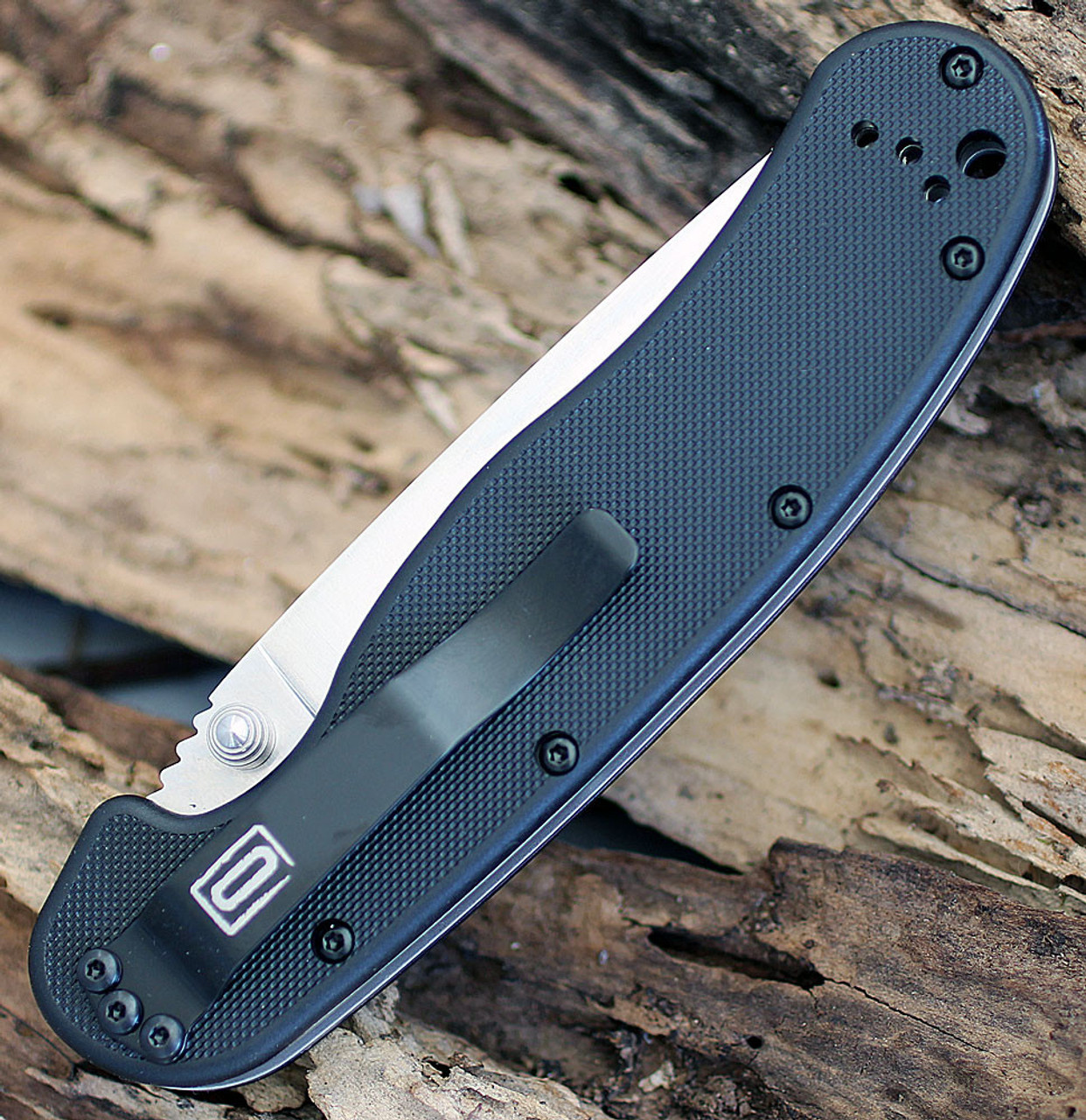 Ontario RAT Model 1 Folder, 3.5" D2 Blade Steel, Black Handle