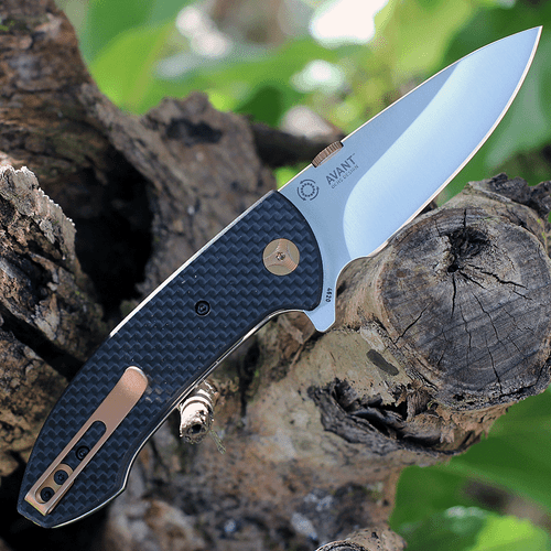 CRKT Avant (CR4620) 3.18" 8Cr14MoV Satin Drop Point Plain Blade, Black Woven Texture Carbon Fiber and Black G-10 Handle