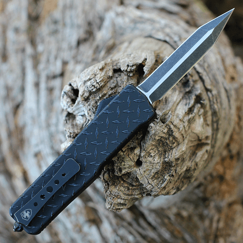 Templar Knife Premium Lightweight Series - Small OTF Automatic (SA-DPG-12-1) - 3" Powder D2 Black SW Dagger, Black Aluminum Diamond Plate Handle