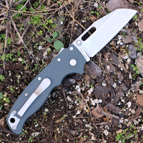 Demko AD20.5 Stonewashed AUS-10A Shark Foot Straight Edge Close Up View
