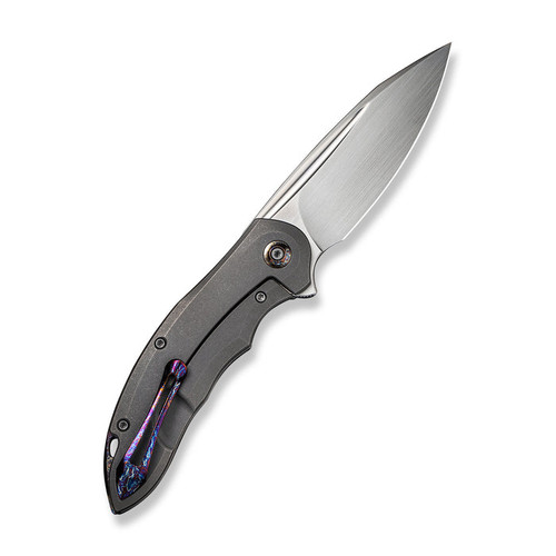 We Knives Makani (WE21048B-2) 3.61" Hand Rubbed Satin CPM-20CV Drop Point Plain Blade, Gray Titanium Handle with Aluminum Foil Carbon Fiber Inlay