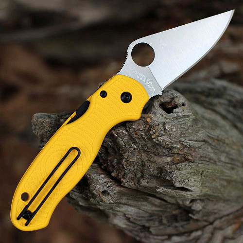 Spyderco Para Military 3 Lightweight Salt (C223PYL) - 2.92in Satin CPM-MagnaCut Plain Blade, Yellow FRN Handle