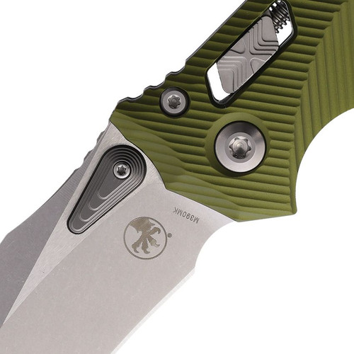 Microtech Amphibian S/E Ram-Lok (MCT16615) 3.9" Satin Drop Point Plain Blade, Green Fluted Aluminum Handle, Manual Opening