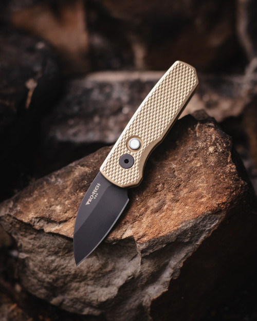 Pro-Tech Runt 5 Automatic (PTR5313)  1.9" DLC Black Magnacut Wharncliffe Plain Blade, Textured ALBronze Handle, Black Lip Pearl Push Button, Black Hardware
