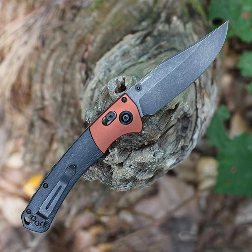 Benchmade Crooked River 15080BK-04 with 4.00" CPM-MagnaCut black stonewash plain clip point blade and Green Canvas Micarta handle, open view