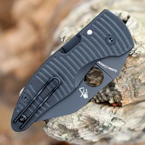 Spyderco MicroJimbo Salt C264GMCBKP with black DLC CPM MagnaCut Wharncliffe blade and black G-10 handle
