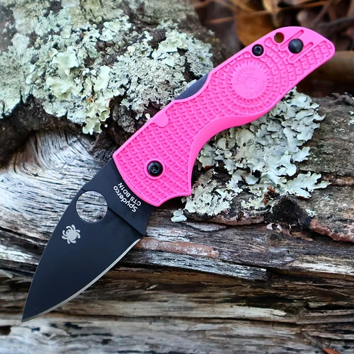The Spyderco Lil' Native Lightweight (C230PPNBK) is shown open against a neutral background. The leaf-shaped blade carries a Black DLC finish over CTS BD1N steel, set into a vibrant pink FRN handle with Bi-Directional Texturing, a visible Back Lock mechanism, and a stainless pocket clip mounted for tip-up carry.