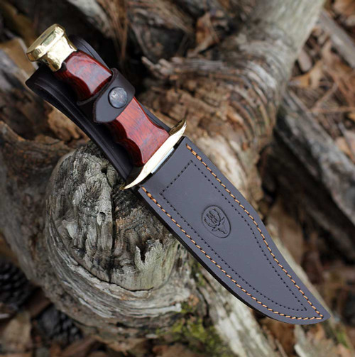 Muela BW-16 02MU224 fixed blade hunting knife coral pakkawood handle 6.3 inch X50CrMoV15 stainless satin clip point blade with brass guard and leather sheath