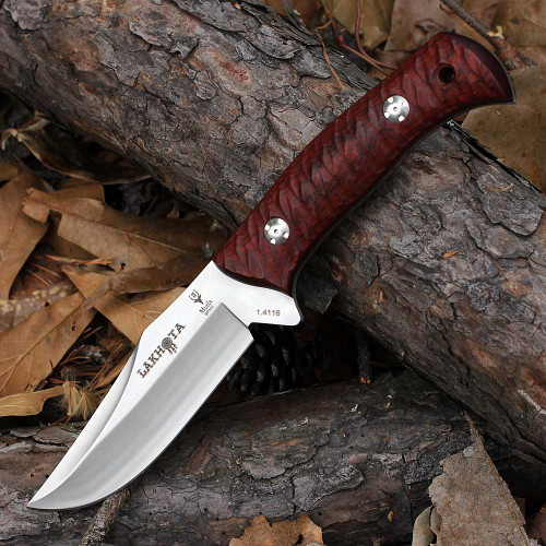 Muela Lakhota 02MU127 fixed blade hunting knife red sandalwood handle 4.9 inch 4116 stainless satin clip point blade with brown leather sheath