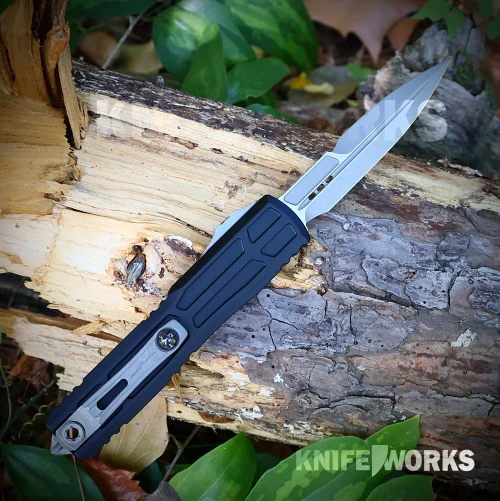 Microtech Ultratech EX-ZBP 1120EX-10APS Double-Edged Bayonet Blade Open Detail View
