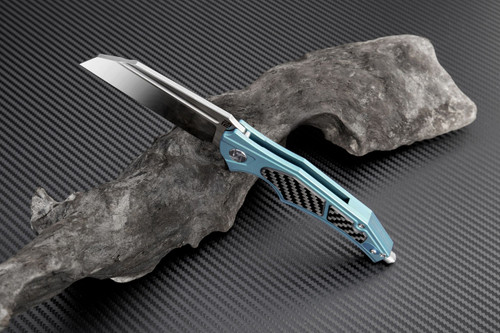 Artisan Apache ATZ1813GGNS, 3.82" S35VN Plain Blade, Green Titanium/Carbon Fiber Handle