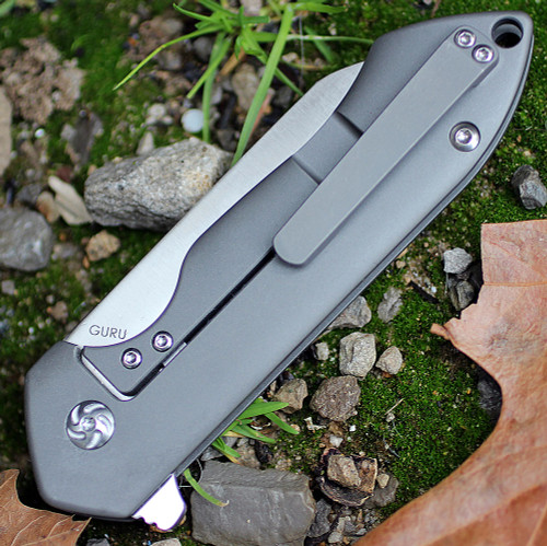 Kizer 3504K2 Guru, 2.97" CPM-S35VN Plain Blade, Titanium Handle