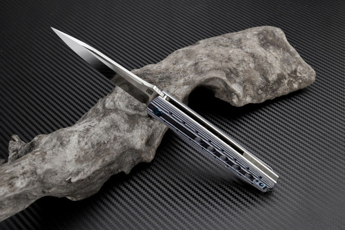 Artisan ATZ1807GBWS Virginia, 3.94" S35VN Plain Blade, Black/White G-10 Handle