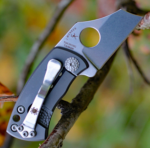 CTS XHP Wharncliffe plain edge blade close up