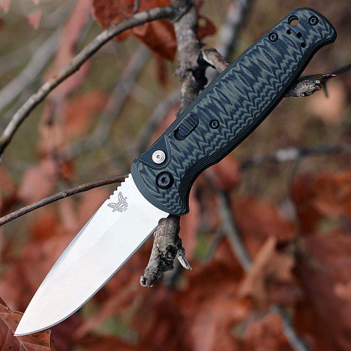 Benchmade CLA Auto 4300-1, 3.4 in. 154CM Stainless Steel, Plain Edge, Green and black textured G10