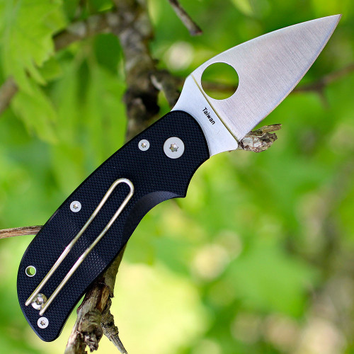 Spyderco Cat Folding Knife 2.44" CTS-BD1N Satin Plain Blade, Black G10 Handles, Liner Lock - C129GP