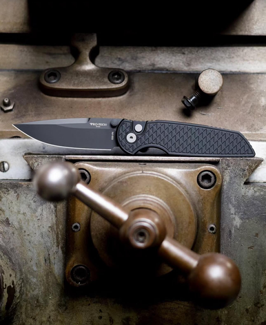 Pro-Tech TR-3 Integrity Double Thumbstud Manual | INT106 | Knifeworks
