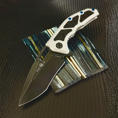 【美品】mowl Triarch Bグレード Heretic Medusa - MagnaCut Tanto, Blizzard H010-8A-BLZ | Knifeworks