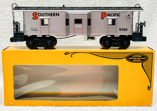 9316 Southern Pacific Bay Window Caboose (NOS)