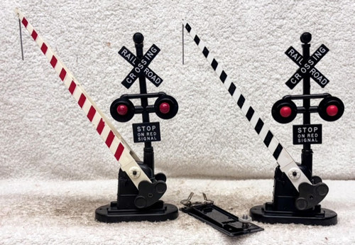 262 Highway Crossing Gate: Set of Two (7++)