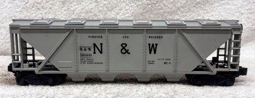 6446 Norfolk & Western Covered Quad Hopper: Gray (7+)
