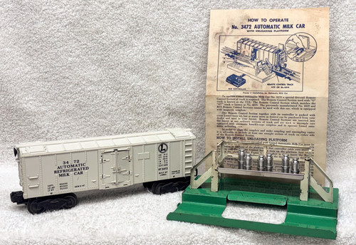 3472 Automatic Refrigerator Car w/ Stand (7+)