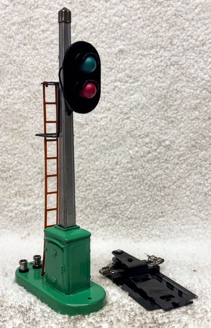 153 Block Signal (7+)