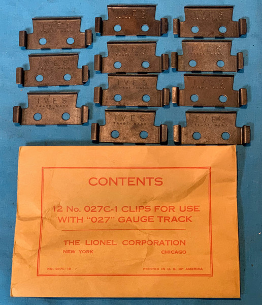 027C-1 Track Clips: Set of 12 (8+)