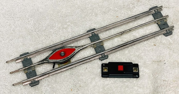 6149 Remote Uncoupling Track - 027 Gauge (7++)