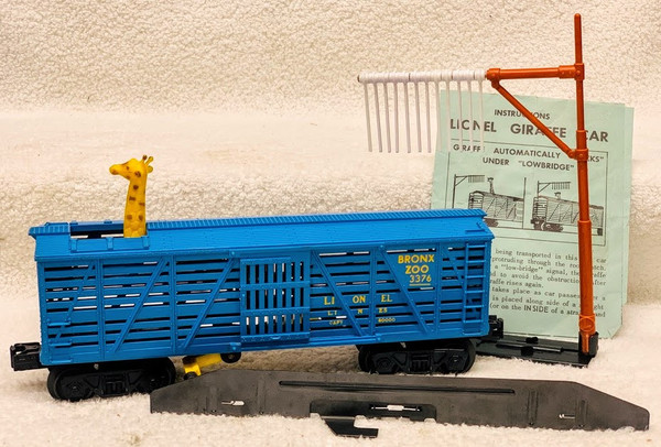 3376 Bronx Zoo Giraffe Car w/ Telltale Pole: Yellow Lettering (8)