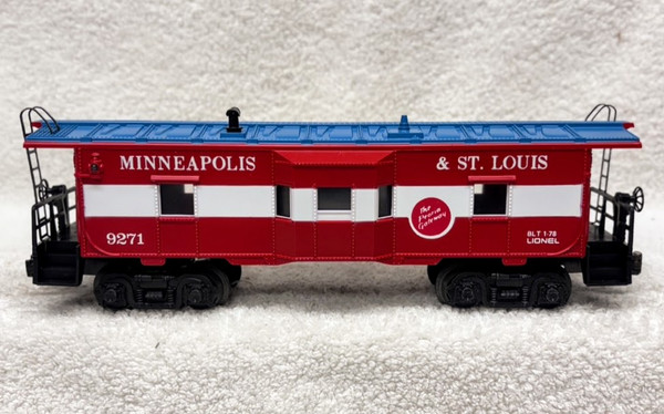 9271 Minneapolis & St. Louis Bay Window Caboose (9)