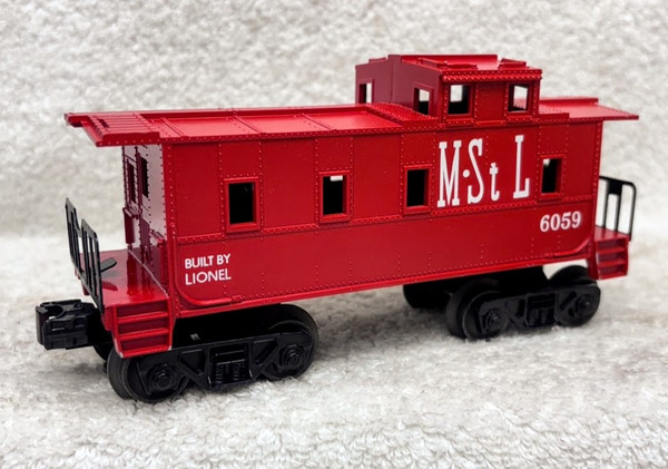 6059 M. & St. L. Caboose: Painted Red (9)