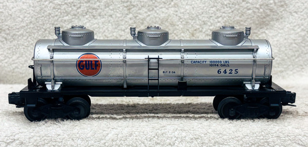 6425 Gulf Triple Dome Tank Car (8)