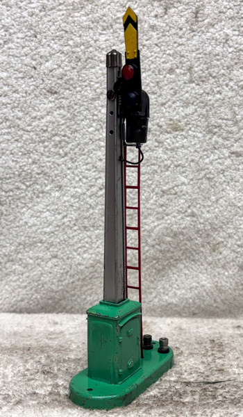 151 Semaphore: Green Base (6)