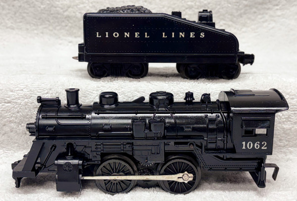 1062 Scout Steam Locomotive w/ 1062T Tender (6+)