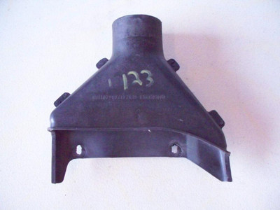 Genuine Mercedes-Benz Engine Air Intake Scoop OM616 and OM617 NA Diesel W123 Genuine Mercedes-Benz Engine Air Intake Scoop OM616 and OM617 NA Diesel W123