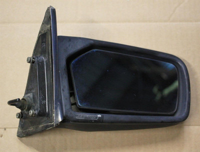Genuine Mercedes-Benz Side View Mirror Manual Right W123 Sedan Wagon Genuine Mercedes-Benz Side View Mirror Manual Right W123 Sedan Wagon