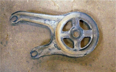 Genuine Mercedes-Benz Rear Subframe Mounting Bracket Left W126