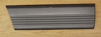 Genuine Mercedes-Benz Lower Chrome Moulding Rear Right Door Trim W126 Gen 1 81-85 Sedan SWB