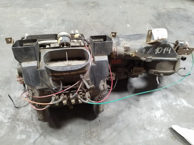 Genuine Mercedes-Benz Climate Control Box w/ A/C Evaporator and Heater Core W123 81-85