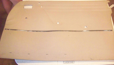 Genuine Mercedes-Benz Door Card Front Right Parchment Vinyl W114 W115 Sedan 68-72