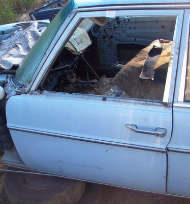 Genuine Mercedes-Benz Door Shell Front Left W114 W115 Sedan Genuine Mercedes-Benz Door Shell Front Left W114 W115 Sedan