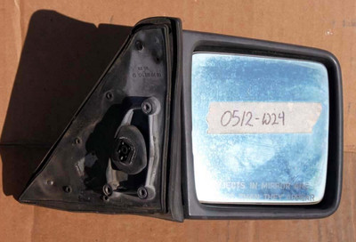 Genuine Mercedes-Benz Side View Mirror Manual Right W124 Sedan Wagon Genuine Mercedes-Benz Side View Mirror Manual Right W124 Sedan Wagon